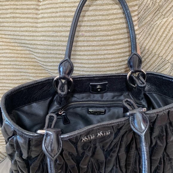 Miu Miu Matelasse Leather Bag Tote - Picture 5 of 8